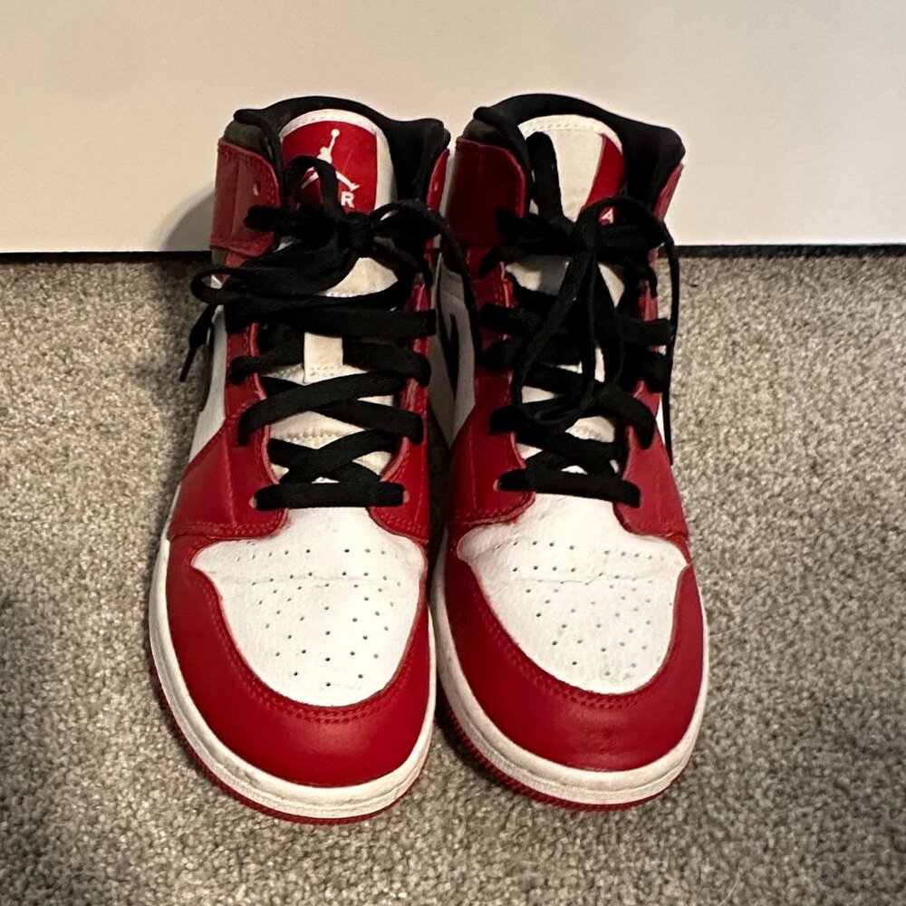Nike Air Jordan Shoes - Size 6.5Y, 8 W or 6.5M
